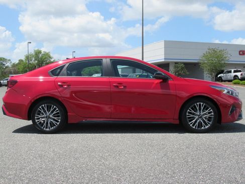 Used 2024 Kia Forte GT-Line FWD image 2