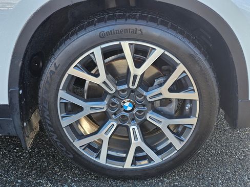 Used 2020 BMW X1 xDrive28i image 9