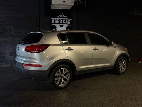 Used 2016 Kia Sportage LX AWD/4WD image 7