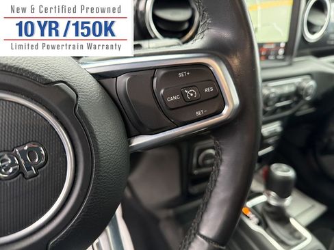 Used 2020 Jeep Wrangler Unlimited Sahara image 20