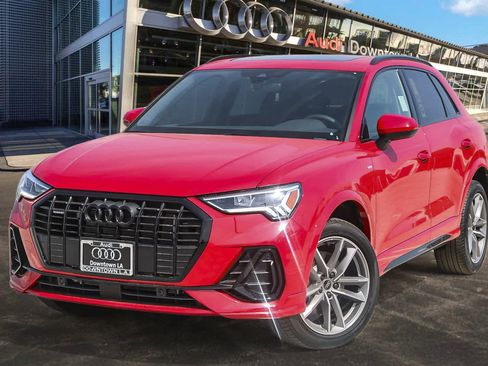 Used 2025 Audi Q3 2.0T Premium w/ Convenience Package image 1