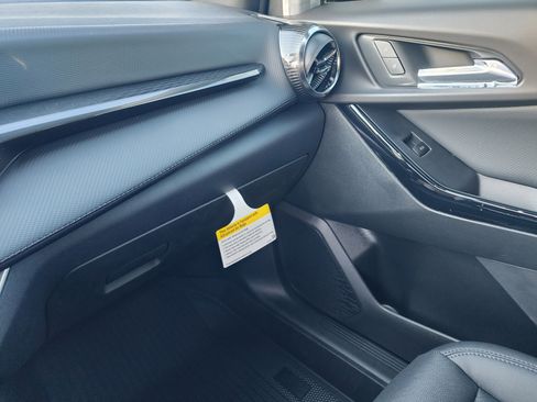 New 2026 Chevrolet Equinox LT w/ Convenience Package II image 36