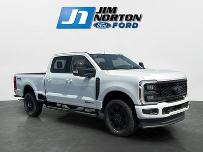 New 2026 Ford F250 Lariat w/ Black Appearance Package