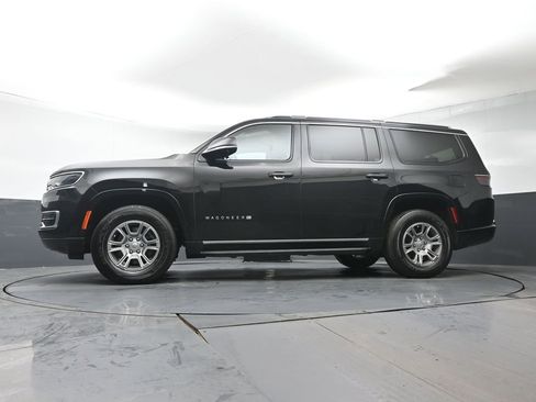 Used 2023 Jeep Wagoneer 4WD w/ Convenience Group I image 32