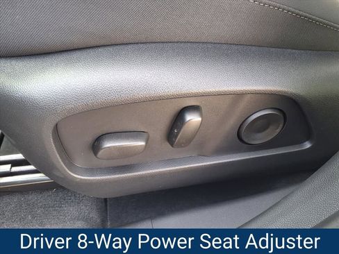 New 2026 Chevrolet Equinox LT w/ Convenience Package II image 19