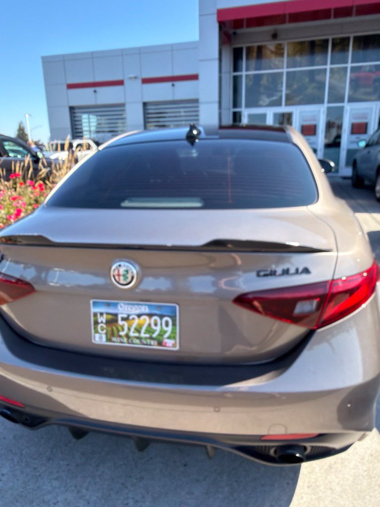 Used 2019 Alfa Romeo Giulia Ti Sport w/ Quick Order Package 22S Sport AWD/4WD image 5