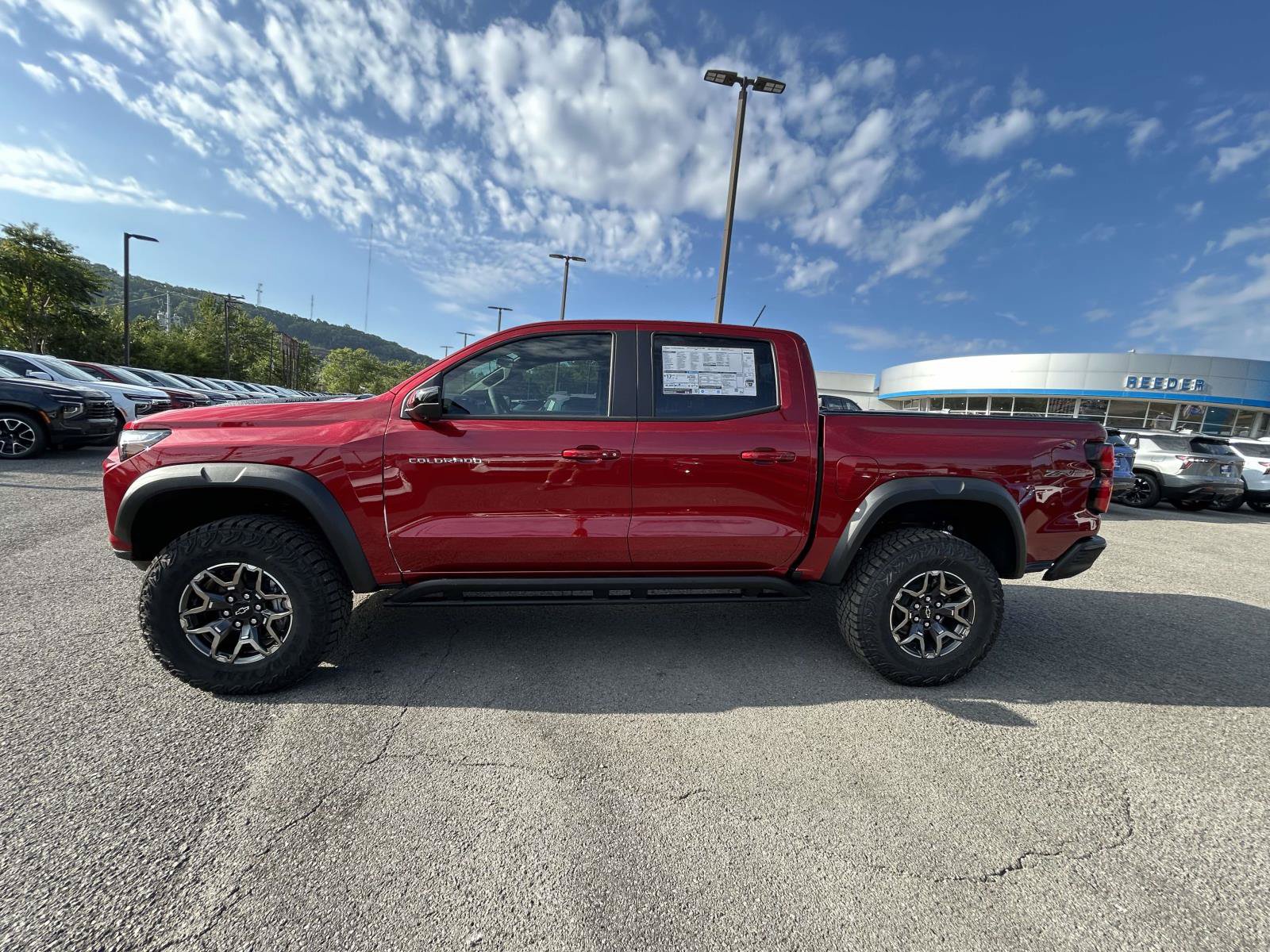 New 2026 Chevrolet Colorado ZR2 w/ Technology Package AWD/4WD image 4