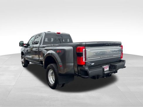Used 2023 Ford F350 Platinum image 7