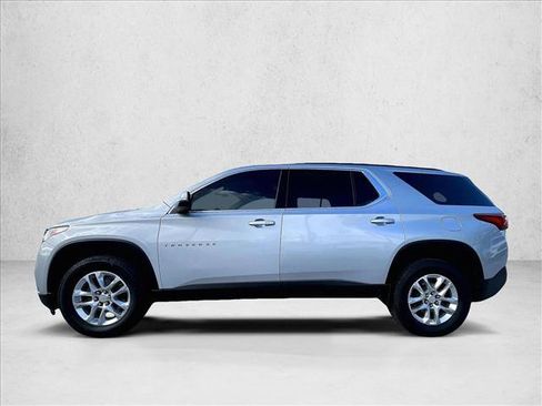 Certified 2021 Chevrolet Traverse LT image 6