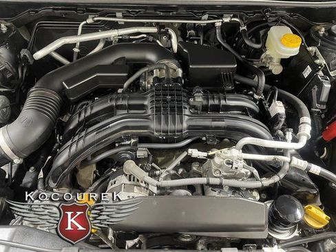 Used 2020 Subaru Crosstrek 2.0i image 23