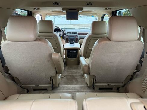 Used 2011 GMC Yukon Denali image 23