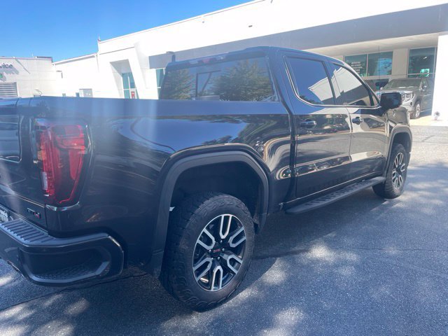 Used 2024 GMC Sierra 1500 AT4 w/ Technology Package AWD/4WD image 3