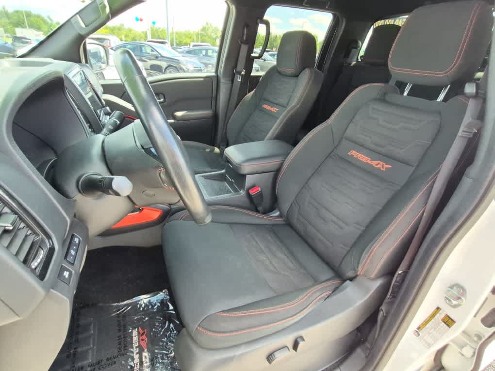 Used 2023 Nissan Frontier PRO-4X w/ Pro Convenience Package AWD/4WD image 10