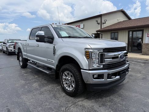 Used 2019 Ford F350 XLT w/ XLT Premium Package AWD/4WD image 2