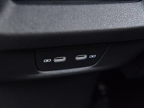 New 2026 Volkswagen Tiguan SE R-Line AWD/4WD image 24