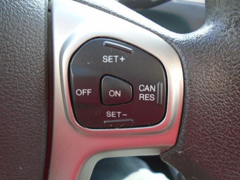 Used 2013 Ford Fiesta SE w/ Super Fuel Economy Pkg image 12