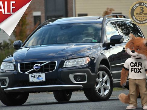 Used 2013 Volvo XC70 3.2 image 1