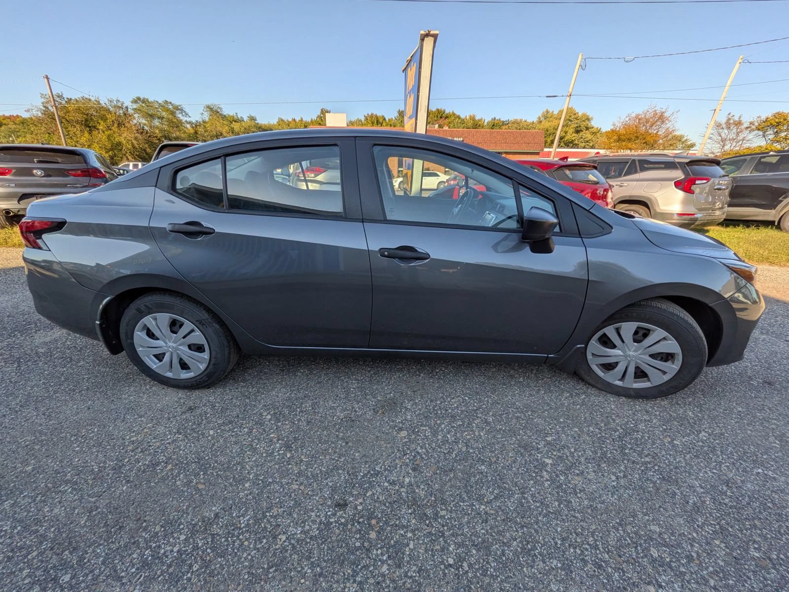 Used 2024 Nissan Versa S FWD image 6