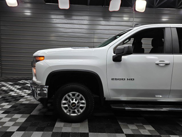 Used 2022 Chevrolet Silverado 2500 LT AWD/4WD image 37