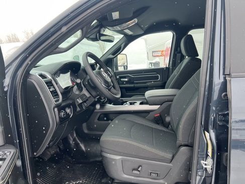 Used 2025 RAM 2500 Big Horn image 15