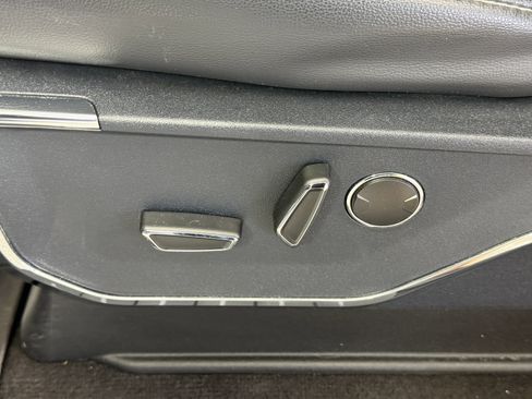 Certified 2021 Ford F150 Lariat w/ Equipment Group 502A High image 18