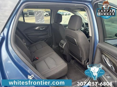 Used 2024 GMC Terrain SLE AWD/4WD image 11