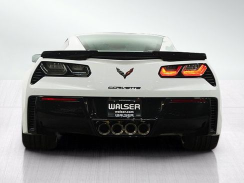 Used 2016 Chevrolet Corvette Z06 w/ 3LZ Preferred Equipment Group RWD image 4