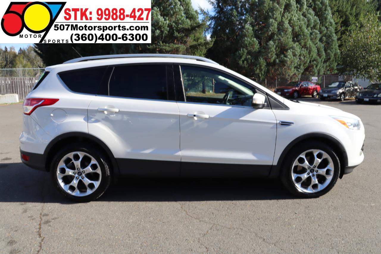 Used 2014 Ford Escape Titanium w/ Equipment Group 401A AWD/4WD image 10