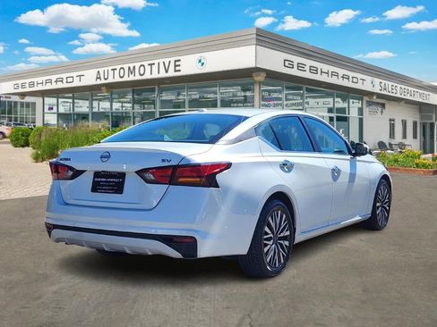 Used 2023 Nissan Altima 2.5 SV image 6