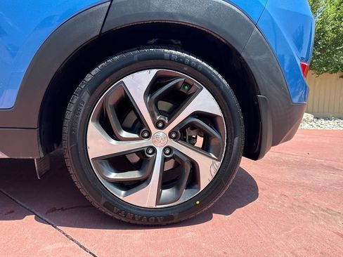 Used 2018 Hyundai Tucson Limited w/ Cargo Package AWD/4WD image 33