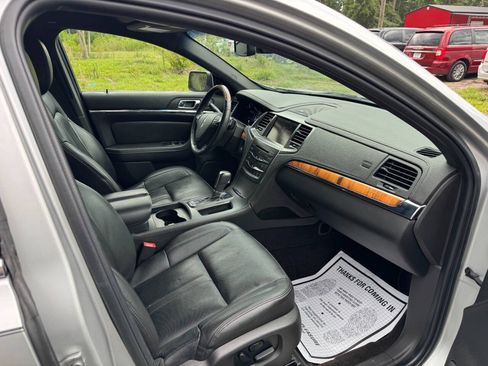 Used 2013 Lincoln MKS FWD image 14