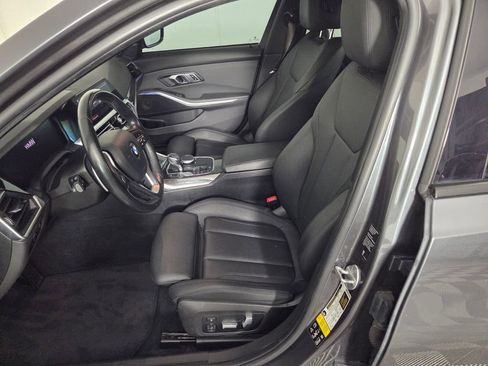 Used 2020 BMW 330i xDrive Sedan w/ Premium Package image 11