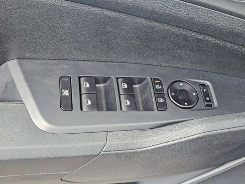 Used 2026 Kia Sportage LX FWD image 14