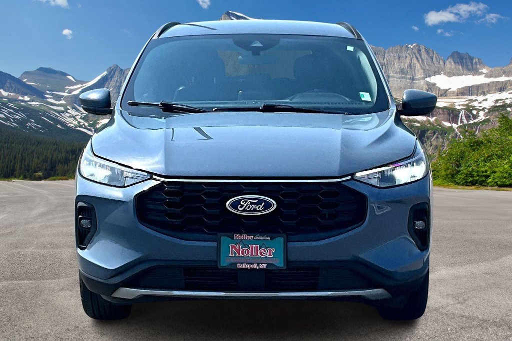 Used 2025 Ford Escape ST-Line Select AWD/4WD image 3