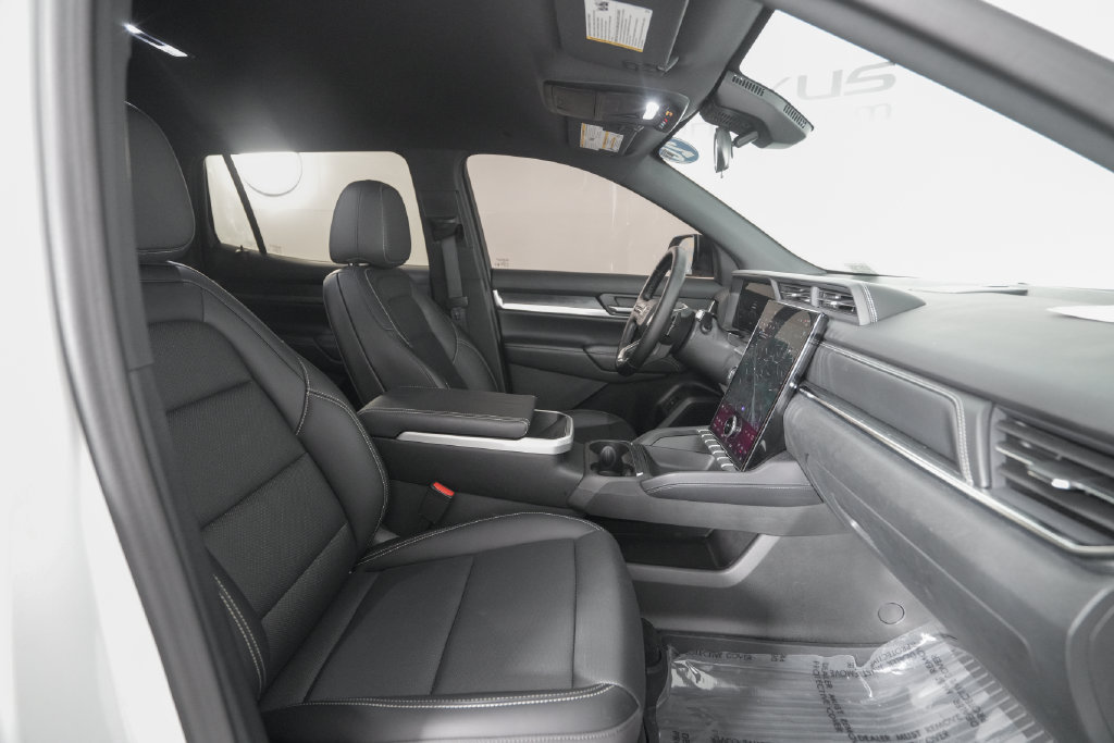 Used 2026 GMC Terrain Elevation w/ Elevation Premium Package FWD image 20