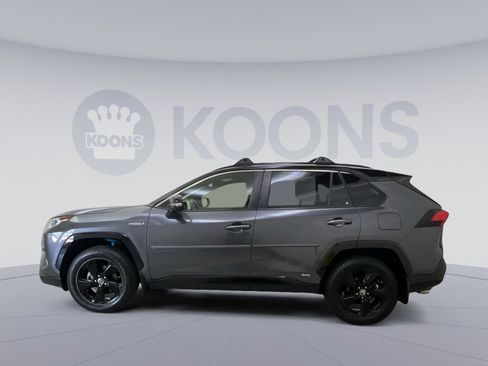 Used 2019 Toyota RAV4 XSE image 2