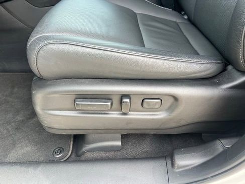 Used 2024 Honda Passport EX-L image 27