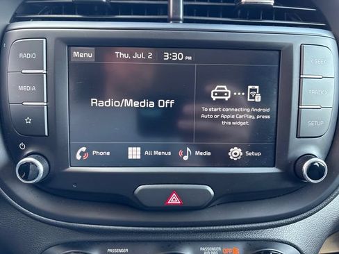 Used 2025 Kia Soul LX FWD image 19