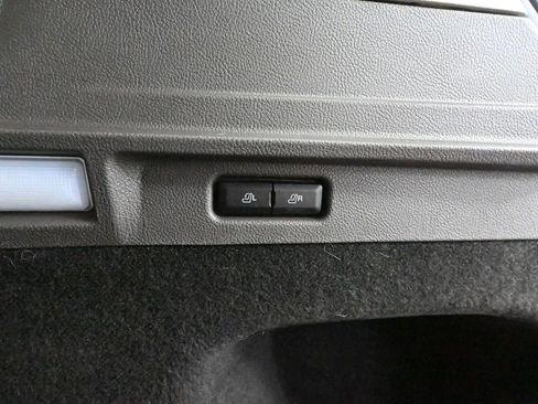 Used 2022 Lincoln Corsair Reserve w/ Equipment Group 201A image 47