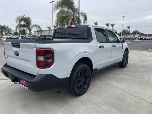 New 2025 Ford Maverick XLT w/ XLT Luxury Package image 5