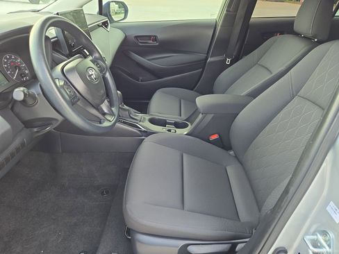 Used 2024 Toyota Corolla LE FWD image 16