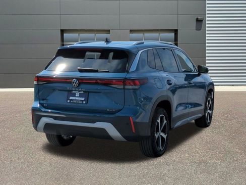 New 2026 Volkswagen Tiguan SE AWD/4WD image 7
