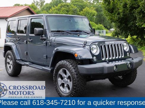 Used 2016 Jeep Wrangler Unlimited Sahara w/ Connectivity Group AWD/4WD image 8