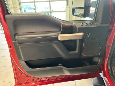 Used 2022 Ford F250 Lariat AWD/4WD image 12