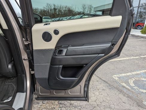 Used 2021 Land Rover Range Rover Sport HSE Silver Edition image 36