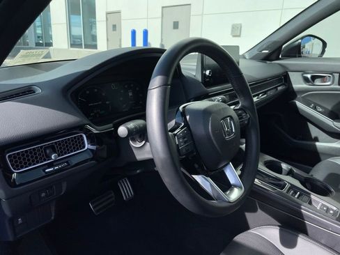 Certified 2025 Honda Civic Sport Touring image 28