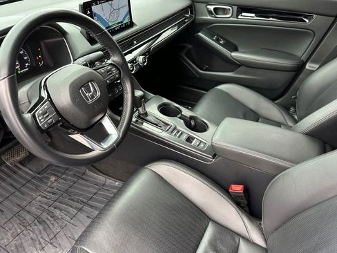 Used 2024 Honda Civic Touring image 11