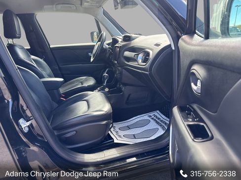 Used 2023 Jeep Renegade Limited AWD/4WD image 12