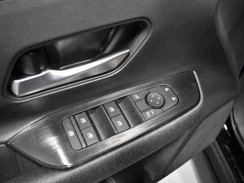 New 2025 Nissan Kicks SV w/ SV Premium Package image 15