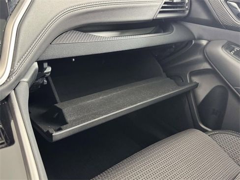 Used 2024 Subaru Outback Premium image 30